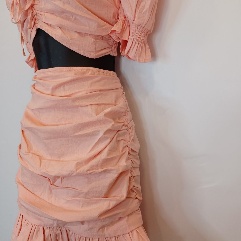 Privy WMN'S Sz L Ruched Smock 2 Piece Skirt Set Crop Puff Sleeve Ruffle Stretch - Picture 8 of 12